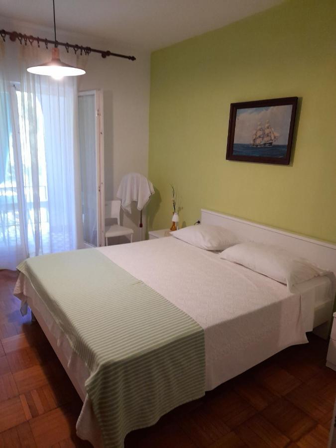 Apartments Fam Tomasic Baska  Exterior photo