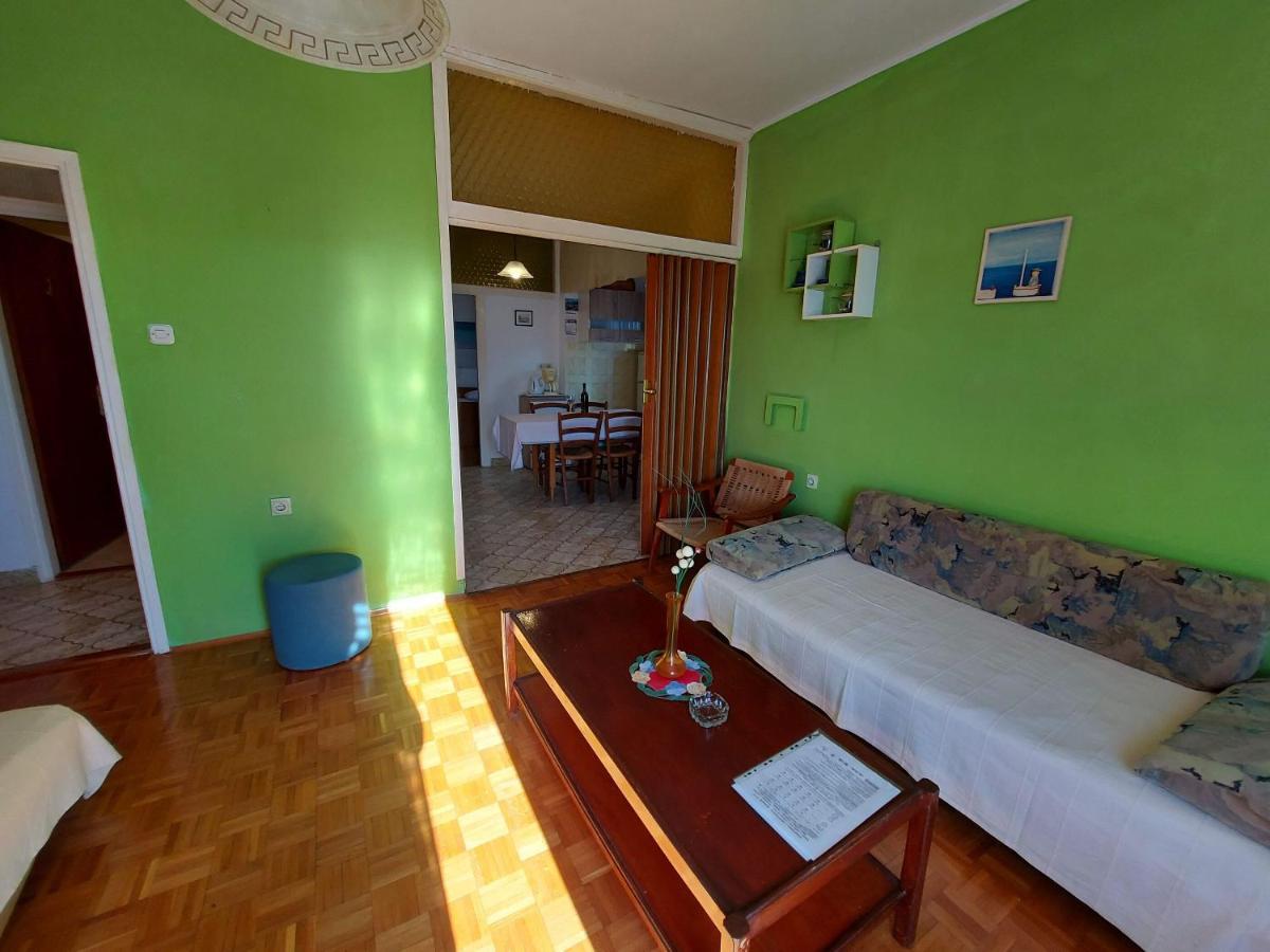 Apartments Fam Tomasic Baska  Exterior photo