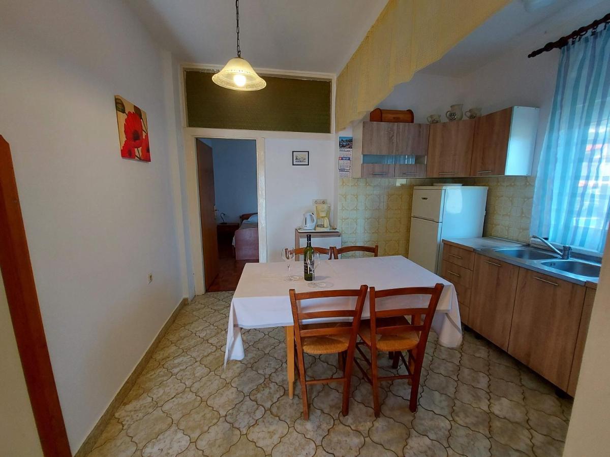 Apartments Fam Tomasic Baska  Room photo